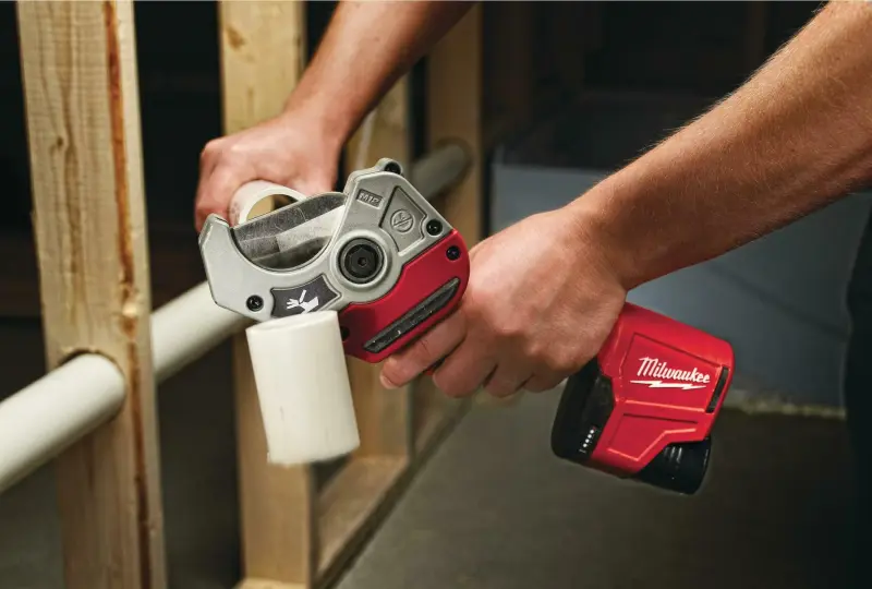 175613-milwaukee_4933416550_11_optimal_c12 ppc_pvc trubky2